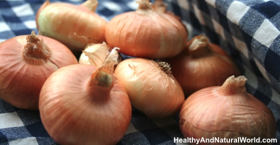 How To Make Onion Juice For Hair Growth & Strong Hair